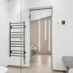Lovely In With Wifi بيت للعطل هادرسليف