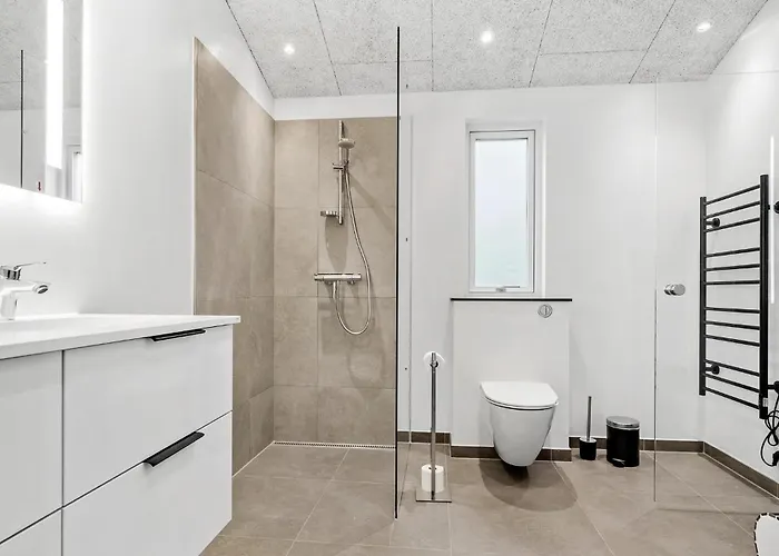 Lovely In With Wifi Holiday home *