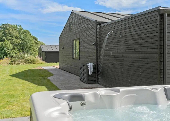 Lovely In With Wifi Holiday home *